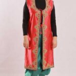 ست سنتی جلیقه مرجانی و شلوار ساتن